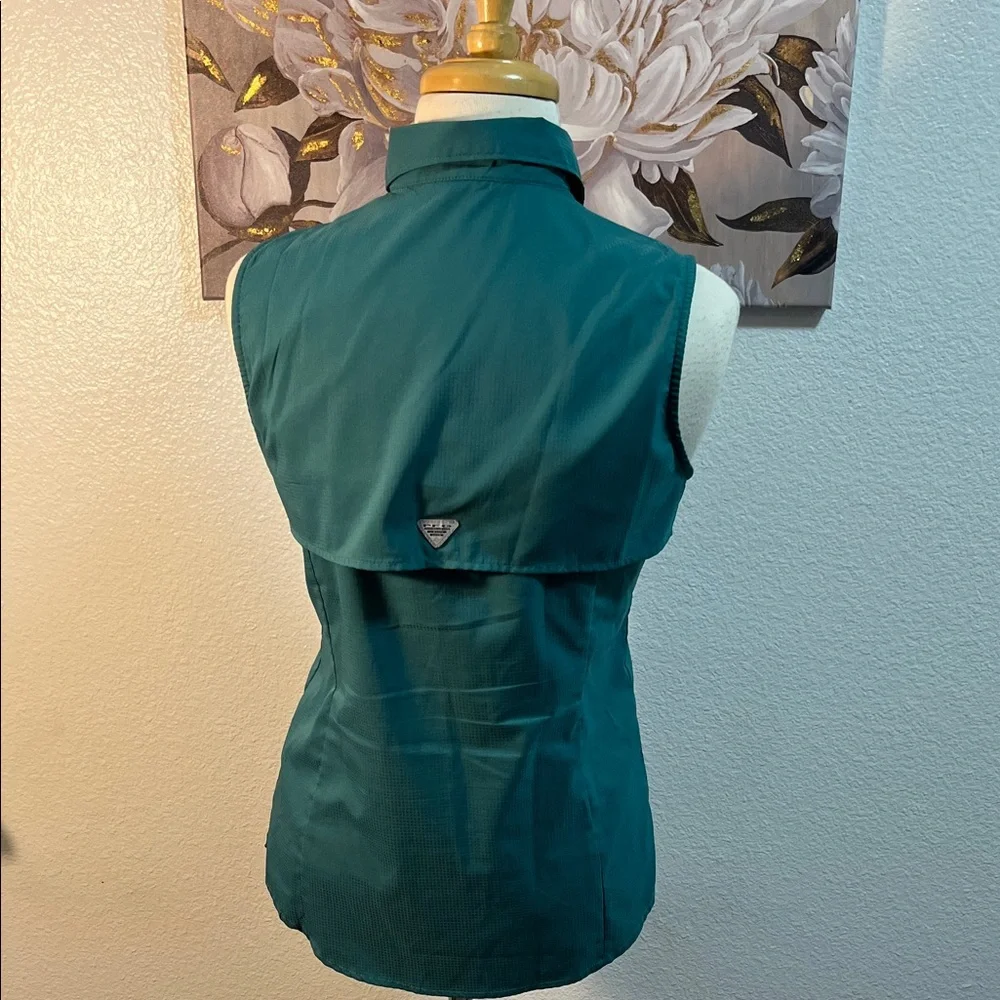 Columbia Women's PFG Tamiami Sleeveless Shirt - Picture 5 of 10